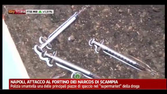 Napoli, attacco al fortino dei narcos di Scampia