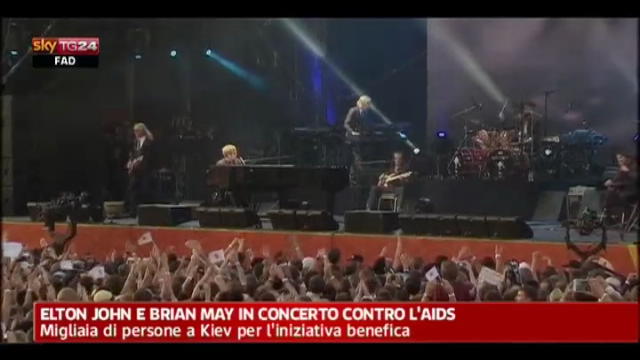 Elton John e Brian May in concerto contro l'aids