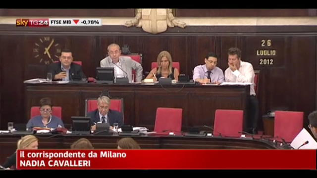 Coppie di fatto, Milano approva registro unioni civili