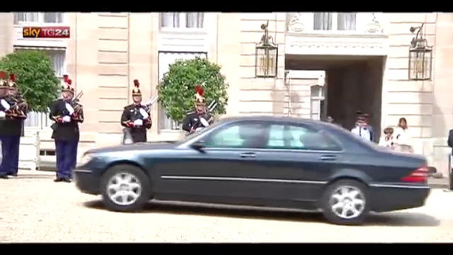Parigi, incontro Monti-Hollande sulla crisi