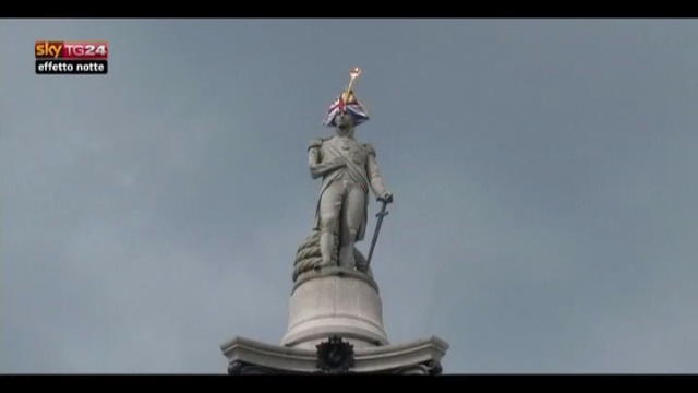Lost & Found, GB: le statue mettono il cappello