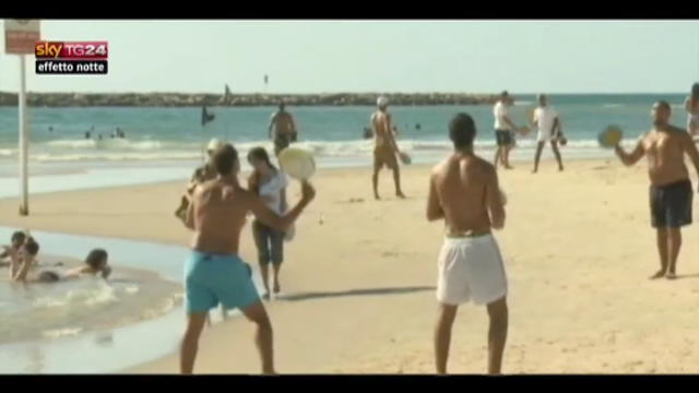 Lost & found- Israele: gare racchettoni in spiaggia Tel Aviv