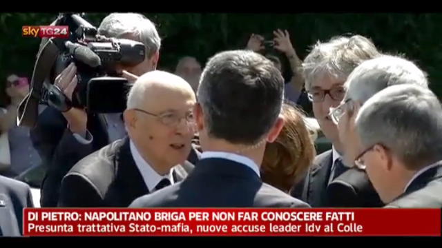 Di Pietro: Napolitano briga per non far conoscere fatti