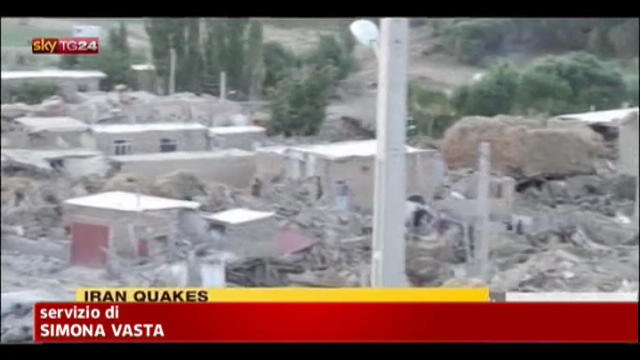 Iran, si aggrava bilancio del terremoto a Tabriz