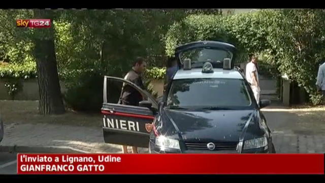 Coniugi uccisi a Lignano, rapina finita male non convince
