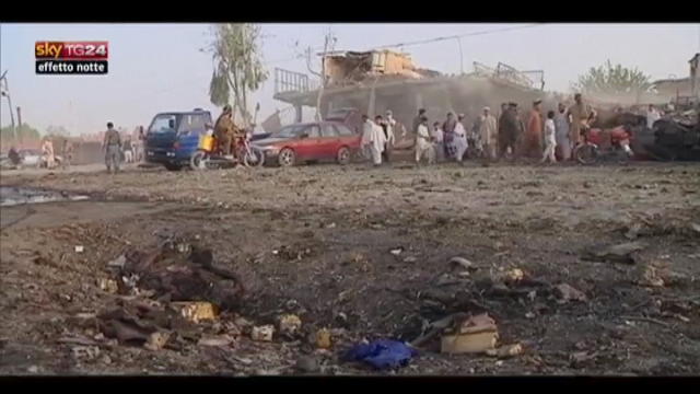 Effetto notte - Afghanistan, bomba su autocarro a Kandahar