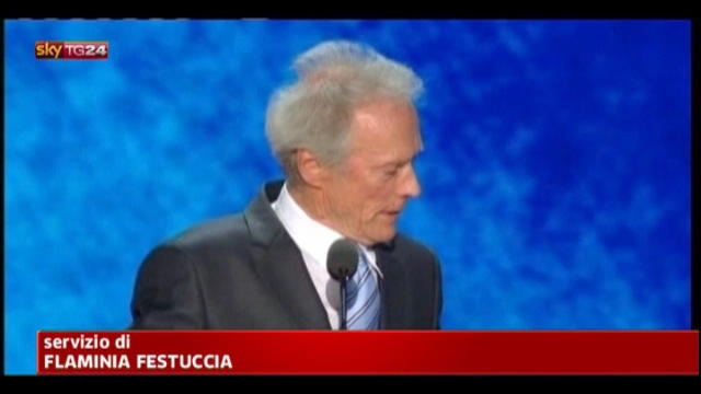 Clint Eastwood e la sedia vuota, esplode la mania sul web