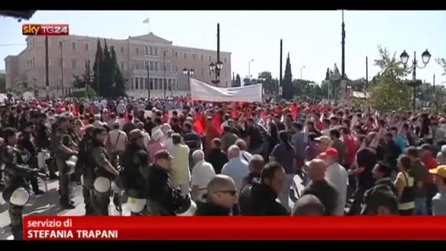 Grecia, in 30mila in piazza contro i tagli
