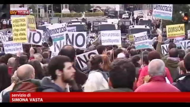 Madrid, in migliaia in piazza per dire no ai tagli