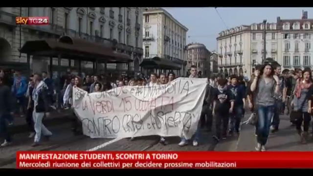 Manifestazione studenti, scontri a Torino