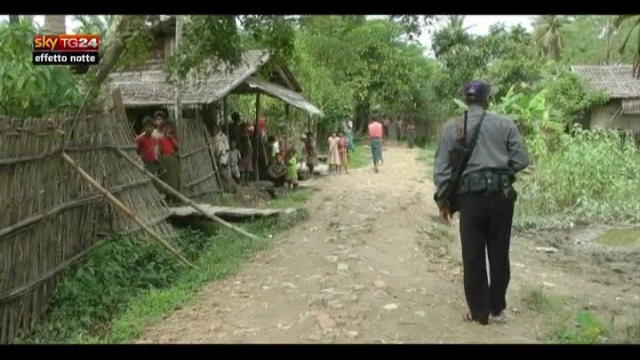Effetto notte - Myanmar, Raknine: 28mila sfollati