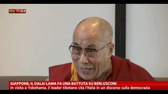 Giappone, il Dalai Lama fa una battuta su Berlusconi