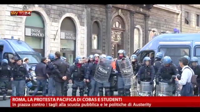 Roma, protesta pacifica ieri contro politiche austerity