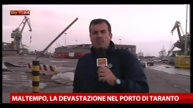 Maltempo, la devastazione nel porto di Taranto