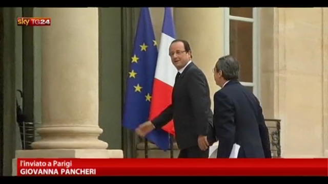 Parigi, Draghi: l'Eurozona resta fragile