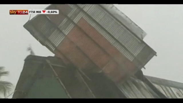 Il tifone Bopha sconvolge le Filippine