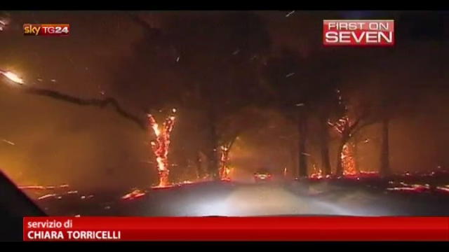 Incendi Australia, calo temperature aiuta vigili del fuoco
