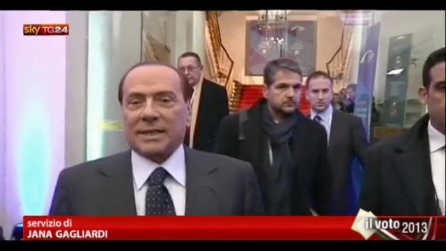 Berlusconi: per me no comizi, questioni di sicurezza