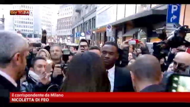 Folla di fans a Milano per Monica Bellucci