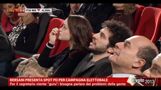 Bersani presenta spot PD per campagna elettorale