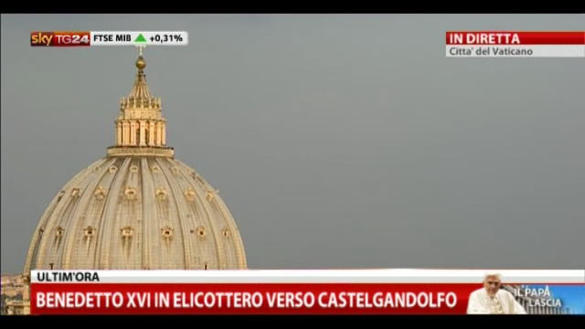 Il Papa in elicottero verso Castel Gandolfo