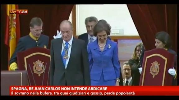 Spagna, Re Juan Carlos non intende abdicare
