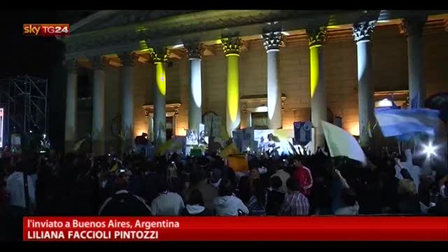 Buenos Aires saluta Papa e non dimentica 'Padre Francisco'