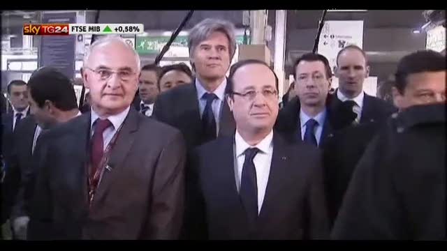 Il Mali regala un cammello a Hollande