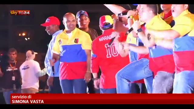 Venezuela, Maradona chiude campagna elettorale di Maduro