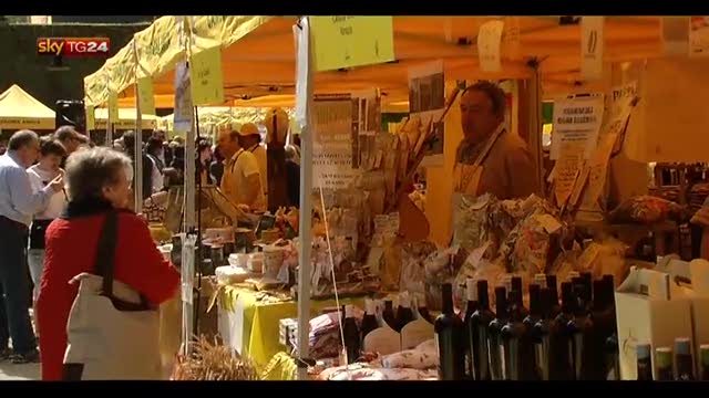 A Milano il primo mercato del baratto per la spesa
