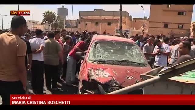 Libia, autobomba esplode in parcheggio ospedale di Bengasi