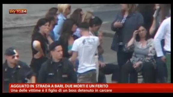 Agguato in strada a Bari, due morti e un ferito