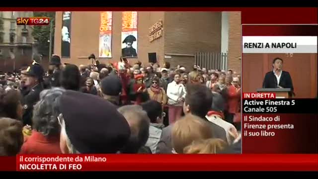Franca Rame, folla a Milano per l'ultimo saluto