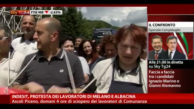 Indesit, protesta dei lavoratori di Melano e Albacina