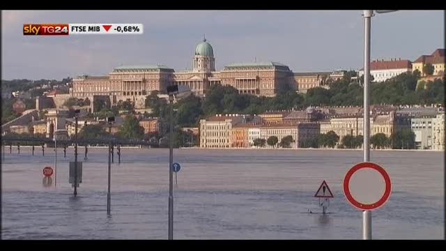 Ungheria, A budapest il livello del Danubio sfiora i 9 metri