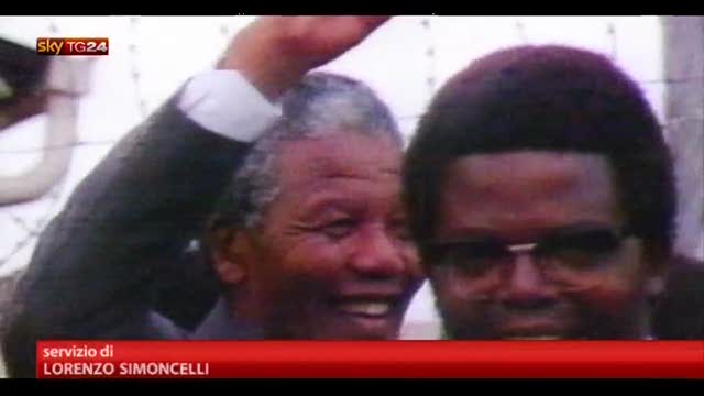 Sudafrica, critiche ma in miglioramento condizioni Mandela