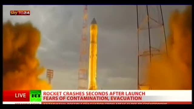 Kazakistan, razzo russo con 3 satelliti cade dopo il lancio