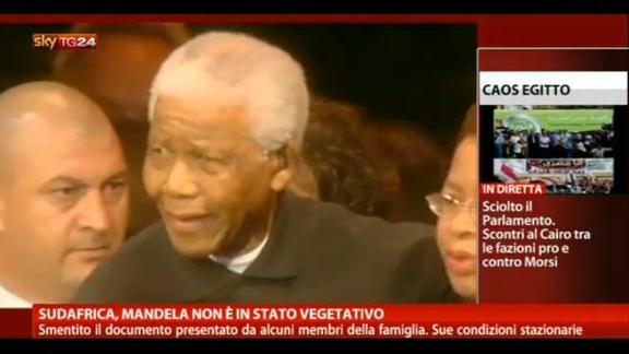 Sudafrica, Mandela non è in stato vegetativo