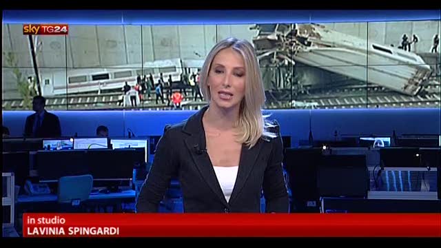 Spagna, udita esplosione prima del deragliamento del treno