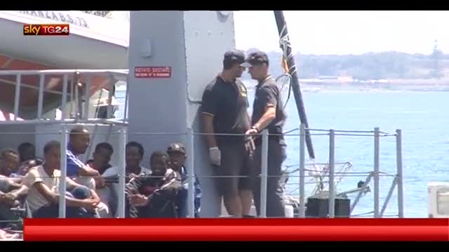 Salvi 102 migranti soccorsi dalla nave Salamis a largo Libia