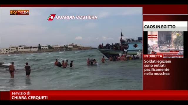 Catena umana per i migranti, Napolitano loda i siracusani