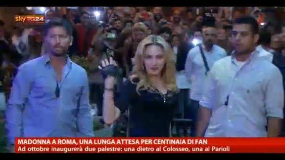 Madonna a Roma, una lunga attesa per centinaia di fan
