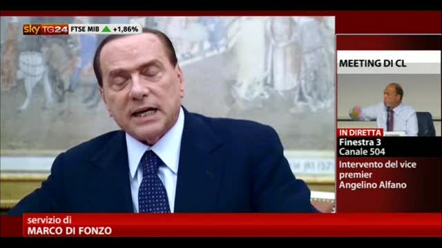 Berlusconi: molte strade per salvarmi, crisi non colpa mia