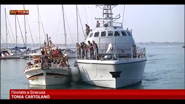Immigrazione, nuovo sbarco in Sicilia: soccorso barcone