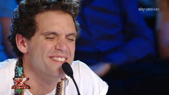 Mika in "Willy Willy Willy"