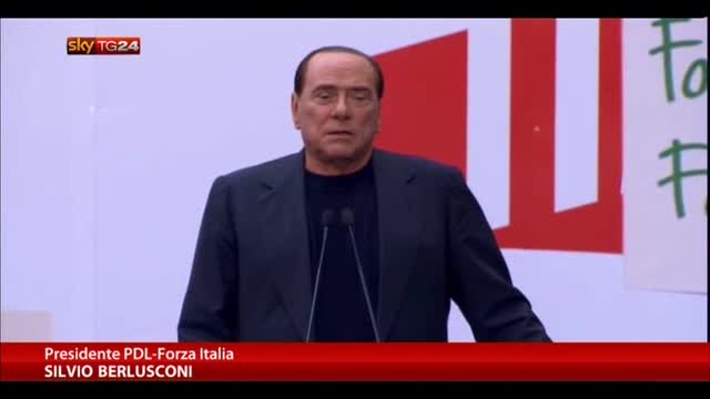 Berlusconi: "Andare a elezioni al più presto"