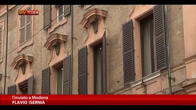 Modena,adolescenti stuprano 16enne: sindaco attacca genitori