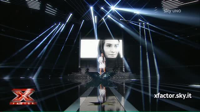 Live 2: La performance di Valentina