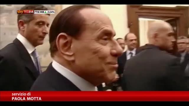 Berlusconi: "I miei figli come gli ebrei con Hitler"