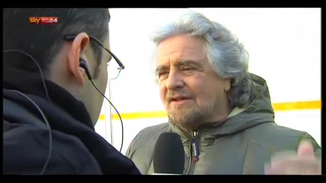 Beppe Grillo: politici vigliacchi, vi daremo estrema unzione